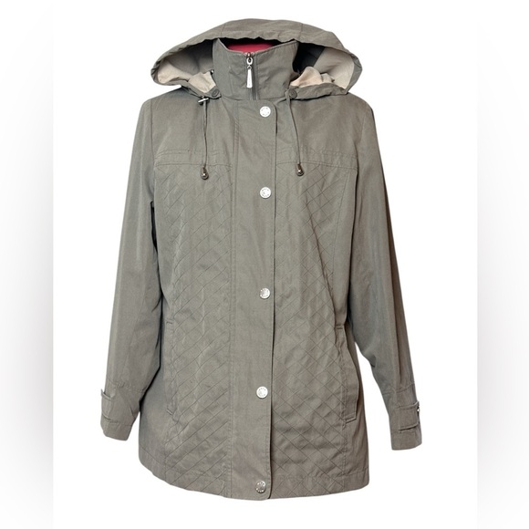 Alia petite spring jacket in Taupe - Picture 2 of 15